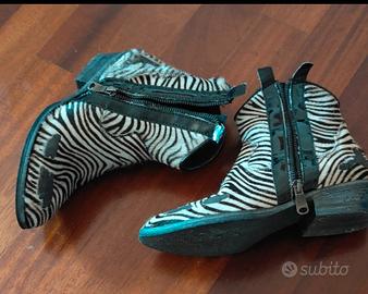 Stivaletti texani con motivo zebrato 