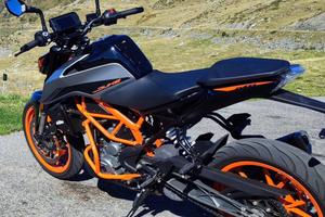 KTM 390 Duke