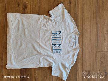 maglietta Nike xs nuova 