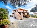 villa-indipendente-con-vista-mare-e-golfo-di-budon