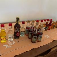 21 Vecchie Bottigliette di Liquore,  Mignon