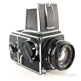 Hasselblad 500C/M + 80/2.8 T* + Mag.A12 + Pozzetto