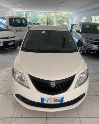 Lancia Ypsilon 1.2 69 CV 5 porte Elefantino Blu