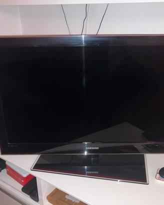 LCD Samsung serie 8 vintage 40”