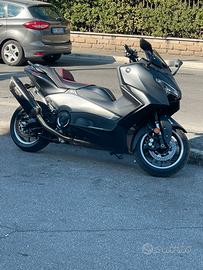T Max blakmax 25’ Anniversario
