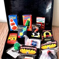 Valigia con 11 giochi di prestigio magia sigillati