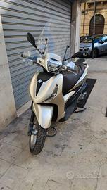 Beverly 300 hpe