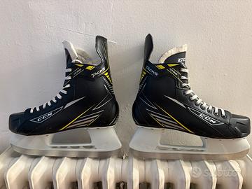 Pattini da ghiaccio uomo hokey leggi