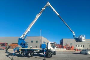 Piattaforma aerea Oil&Steel Eagle 3526