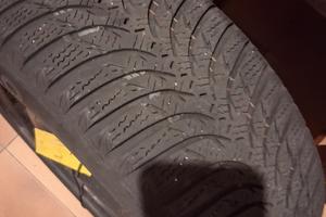 Treno gomme con cerchi in ferro