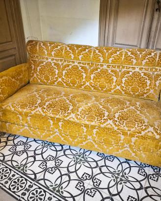 Divano antico tre posti inizio secolo scorso