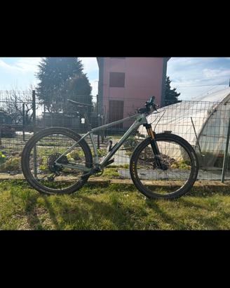 Scott Scale 910