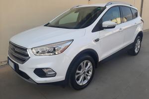 Ford Kuga 1.5 TDCI 120 CV 2WD Powershift Edition