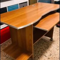 SCRIVANIA UFFICIO CASA - PC - COME NUOVA
