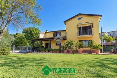 CASA INDIPENDENTE A BOLANO