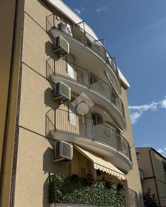 3 LOCALI A ALBA ADRIATICA