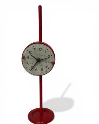 Orologio da tavolo vintage rosso metallo