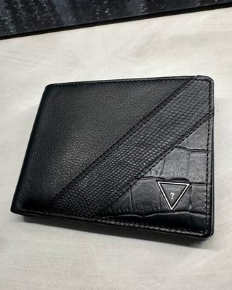 GUESS in vera pelle, NUOVO e mai usato.