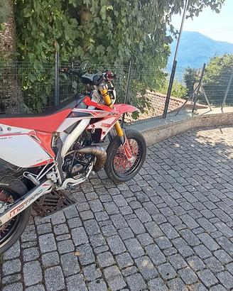 HM 50 