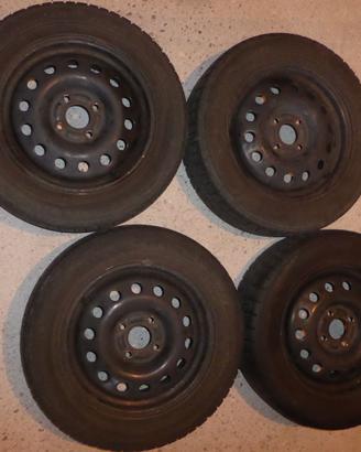 Cerchi in ferro Ford 15"