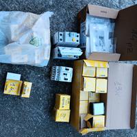 Componenti  elettrici per la casa Vimar e Kit per 