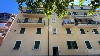 4 LOCALI A COGOLETO