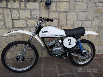 Moto mzv cambridge hs9