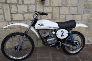 Moto mzv cambridge hs9