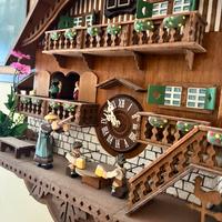 Orologio cucù a pendolo