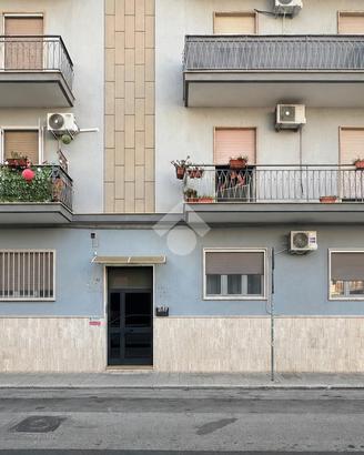 4 LOCALI A BRINDISI