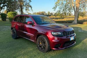 Jeep grand cherokee srt 6.4
