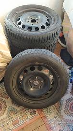 gomme invernali Goodyear con cerchi per Golf 6