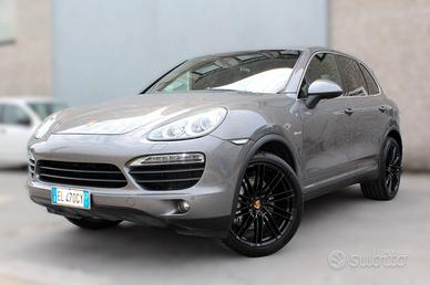Porsche Cayenne 3.0 S Hybrid MOTORE NUOVO