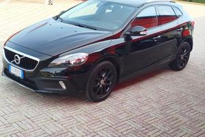 Volvo V40 Cross Country D2 136.000 KM
