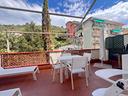 monolocale-con-terrazzo-cantina-e-posto-auto
