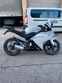 Yamaha yzf-r 125