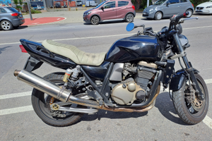 Kawasaki Zrx 1200 anno 2005