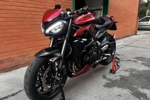 Triumph street triple 765 rs