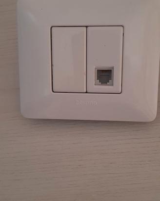Presa telefonica BTicino Matix completa