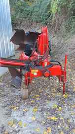 Aratro portato trivomere voltaorecchio