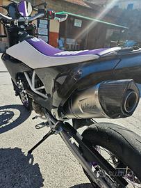 HUSQVARNA 701 SUPERMOTO 