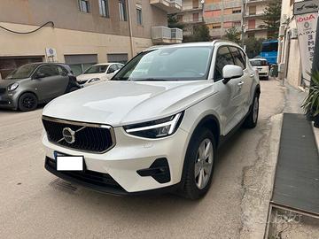 Volvo XC40 B4 2.0Mild Hybrid Core Full Opt. N1 gan