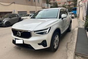 Volvo XC40 B4 2.0Mild Hybrid Core Full Opt. N1 gan