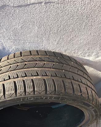 Gomme invernali 225 40 r18