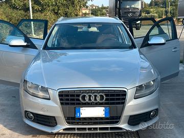 AUDI A4 B8 AVANT 2.0 TDI 147 CV 2011 MANUALE