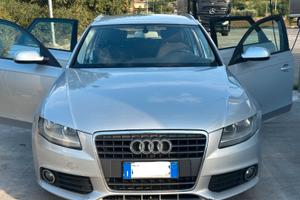 AUDI A4 B8 AVANT 2.0 TDI 147 CV 2011 MANUALE