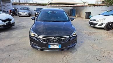 Opel Astra 1.6 CDTi 136CV Sports Tourer Automatica