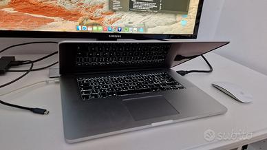 Apple Macbook Pro 15" 2015-schermo non funzionante