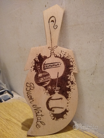 Pirografo e legno di ulivo