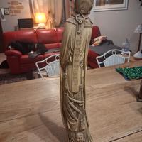 statua orientale maschile